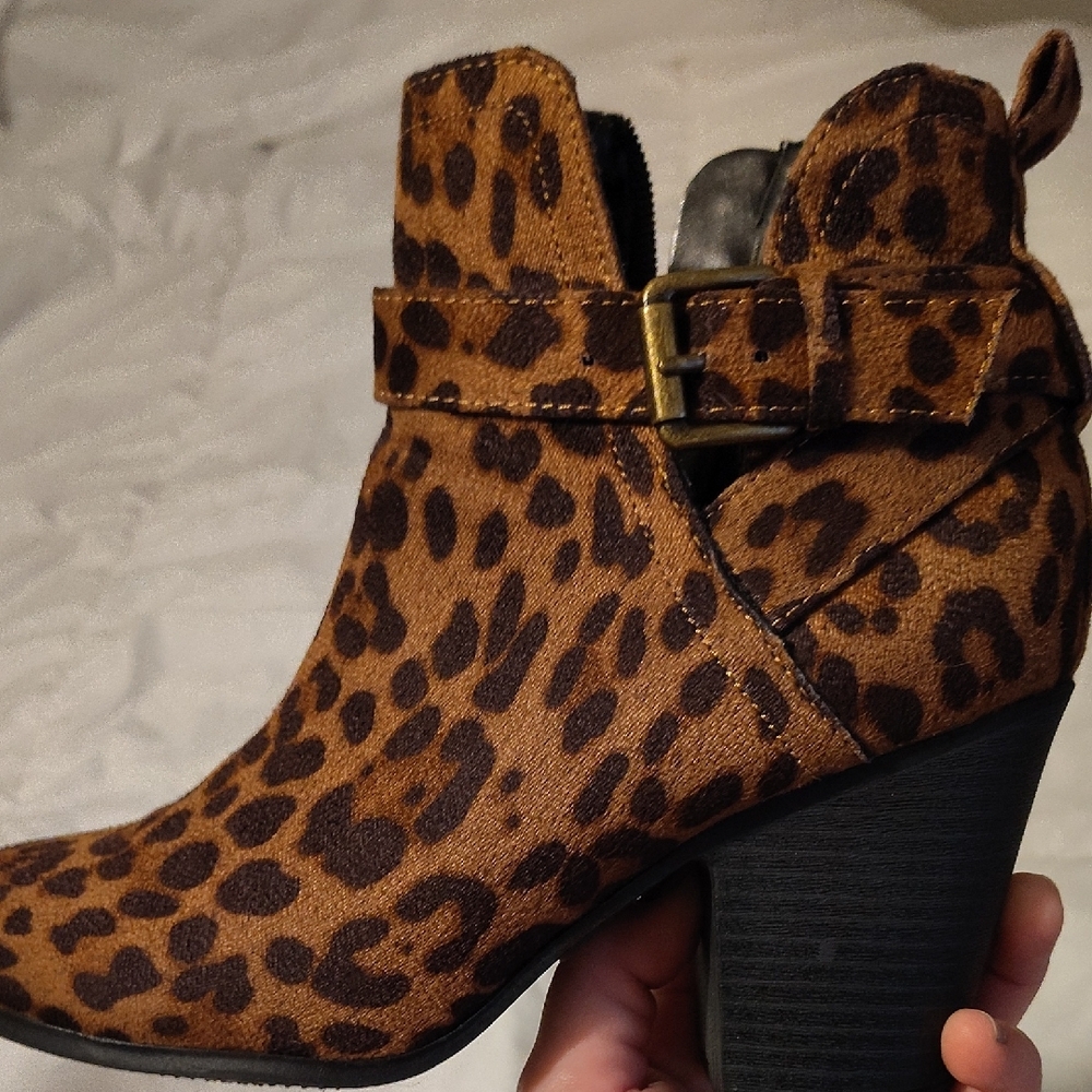 Time and Tru Brown Leopard Ankle Booties - Picture 3 of 4
